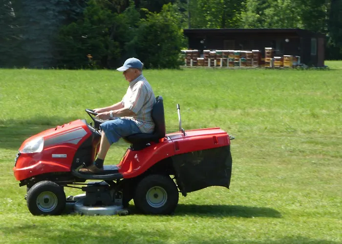 Zum Heuschober * Burg