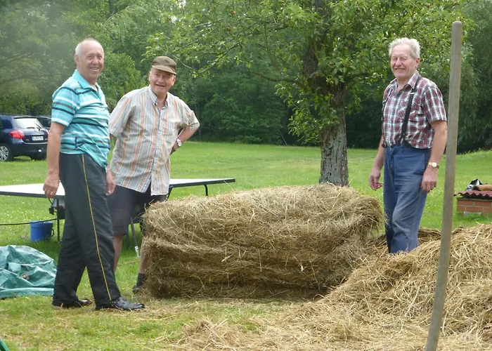 Zum Heuschober * Burg